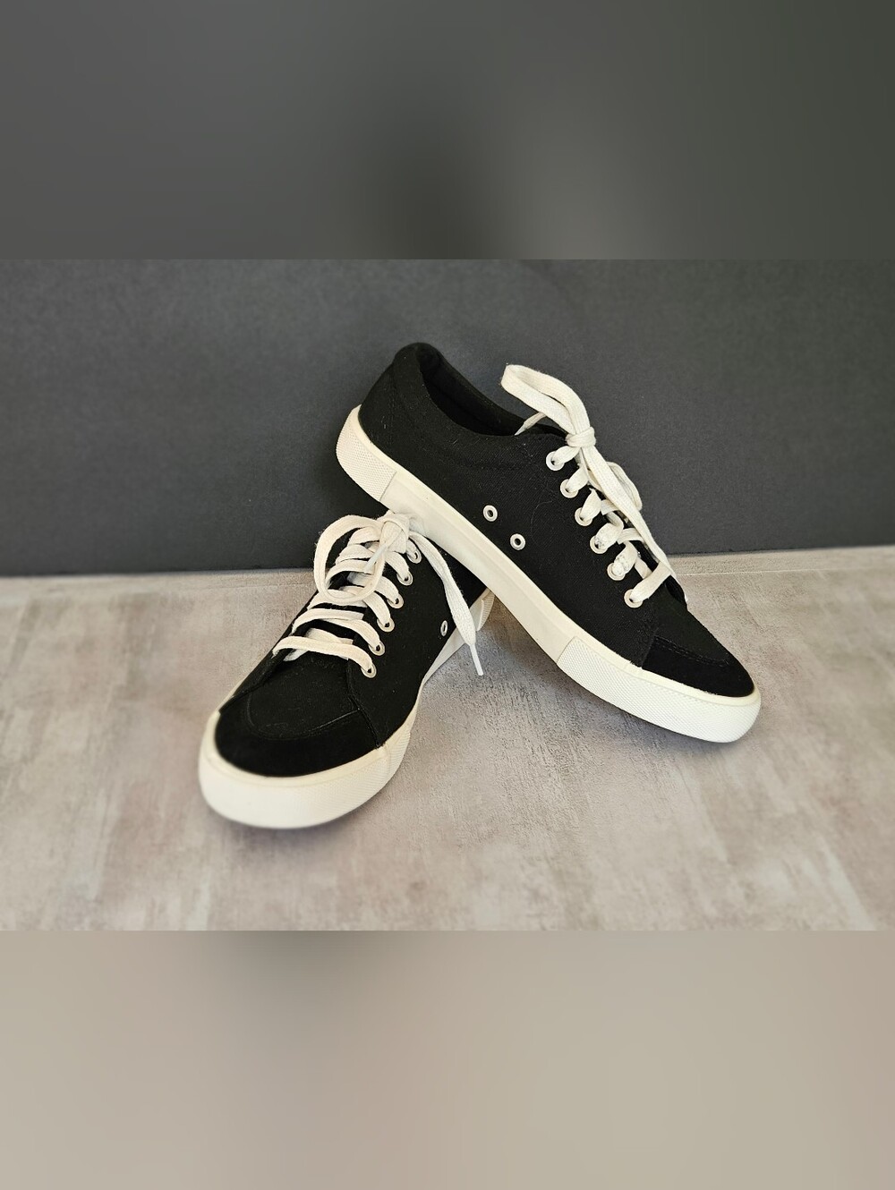 Five Four Men's Black Canvas & Suede Low Top Sneakers - Size US 7.5